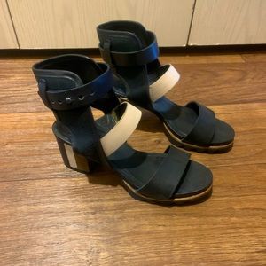 Sorel Edgy Black Heels